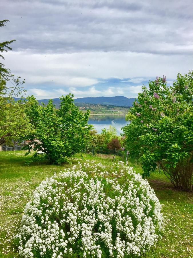 Villa Del Lago Barberino di Mugello Bagian luar foto